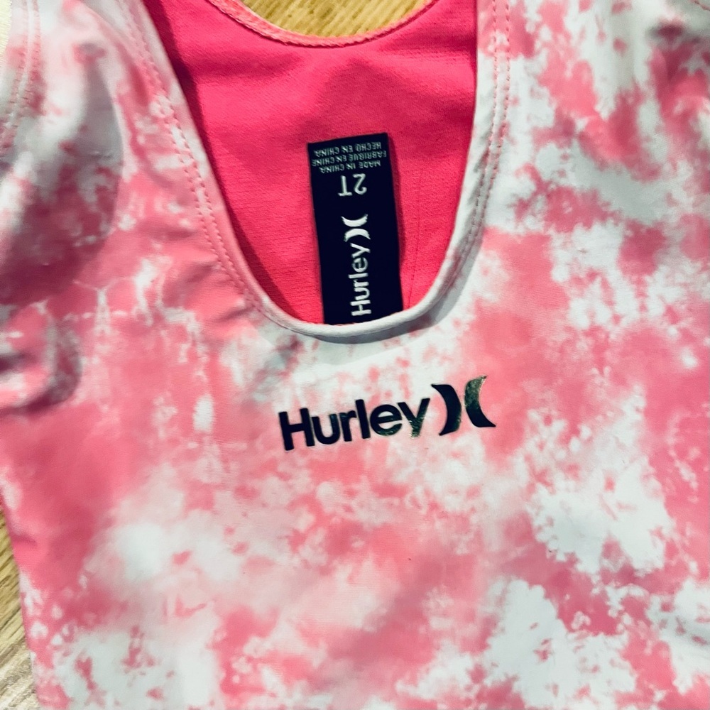 Hurley Pink & White Tye Dye 1 Piece Swimsuit With Flamingo Graphic Size 2 T - Picture 6 of 7